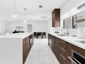 1720 N 50th Ave, Hollywood FL 33021