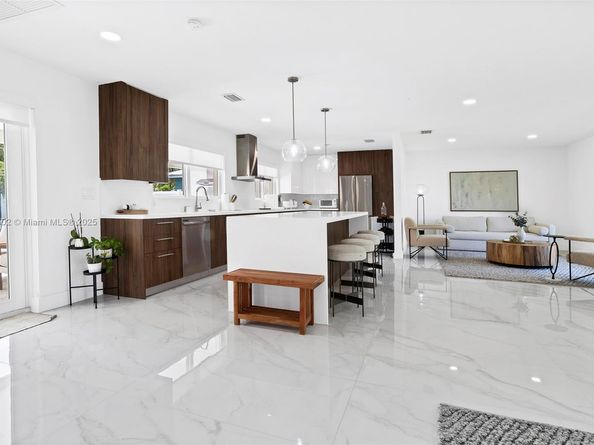 1720 N 50th Ave, Hollywood FL 33021