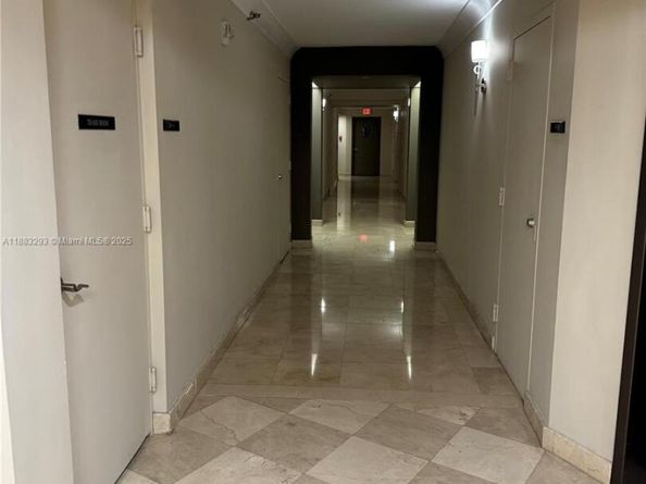 3400 NE 192nd St 206, Aventura FL 33180