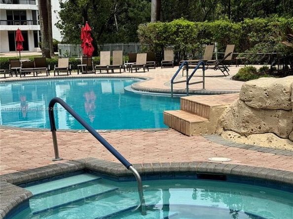 3400 NE 192nd St 206, Aventura FL 33180