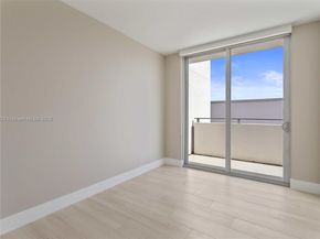 1150 101st St PH 702, Bay Harbor Islands FL 33154