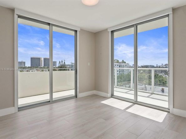 1150 101st St PH 702, Bay Harbor Islands FL 33154