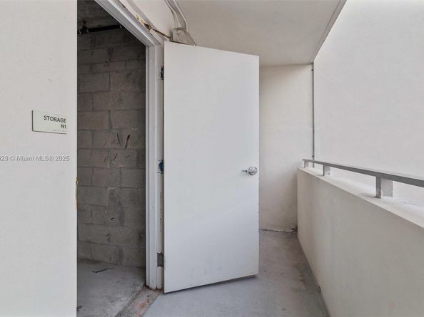 1150 101st St PH 702, Bay Harbor Islands FL 33154