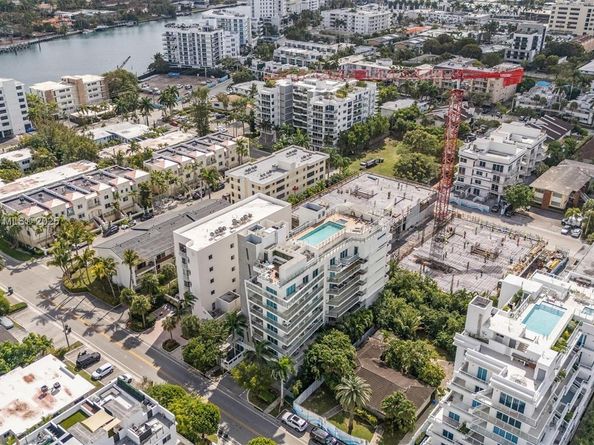 1150 101st St PH 702, Bay Harbor Islands FL 33154