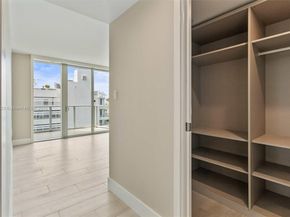 1150 101st St PH 702, Bay Harbor Islands FL 33154