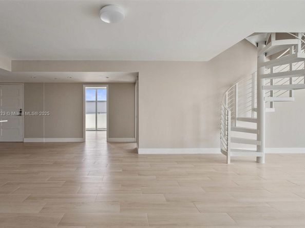 1150 101st St PH 702, Bay Harbor Islands FL 33154