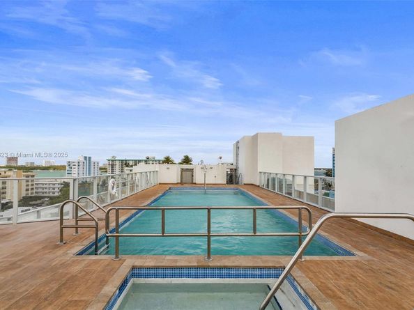 1150 101st St PH 702, Bay Harbor Islands FL 33154