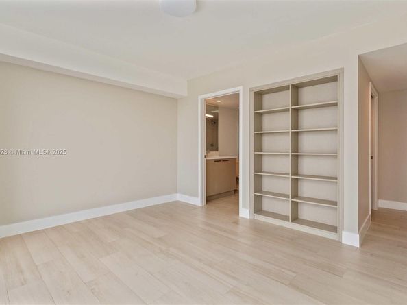 1150 101st St PH 702, Bay Harbor Islands FL 33154