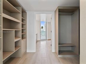 1150 101st St PH 702, Bay Harbor Islands FL 33154