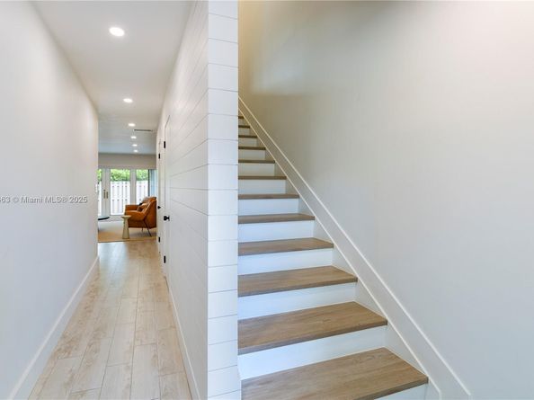 8225 SW 81st Ct, Miami FL 33143