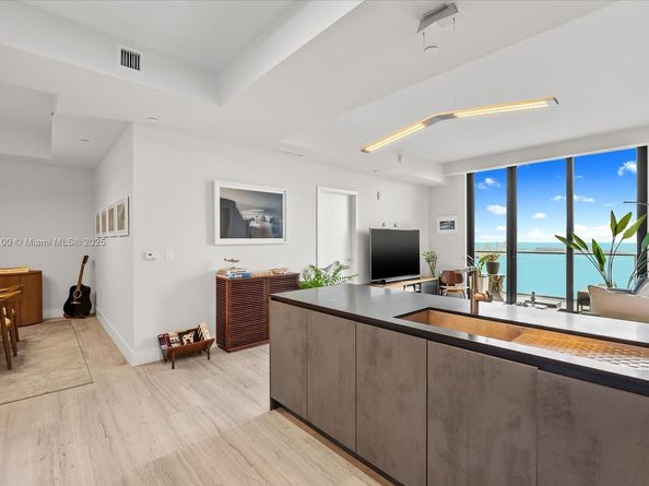 1010 Brickell Ave 4803, Miami FL 33131