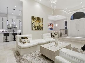 611 Sweet Bay Ave, Plantation FL 33324
