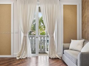 611 Sweet Bay Ave, Plantation FL 33324