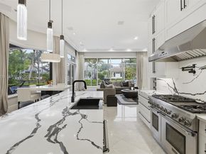 611 Sweet Bay Ave, Plantation FL 33324