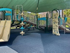 611 Sweet Bay Ave, Plantation FL 33324