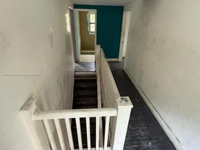26 NE 60th St, Miami FL 33137