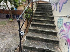 26 NE 60th St, Miami FL 33137