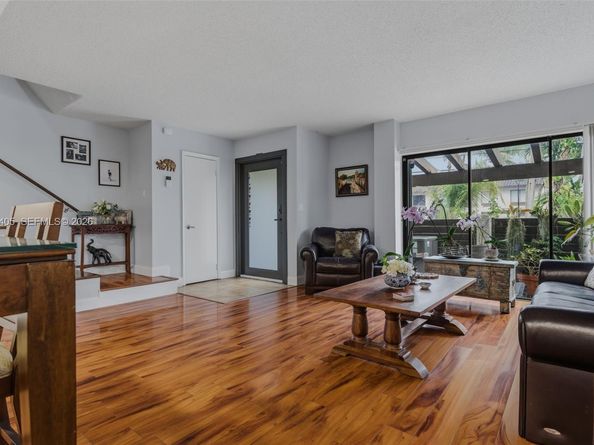 16424 NE 26th Ave 4, North Miami Beach FL 33160