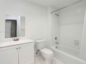 10 Aragon Ave 818, Coral Gables FL 33134
