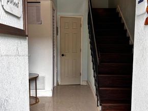 8404 N Missionwood Cir, Miramar FL 33025