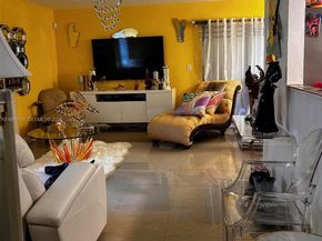 8404 N Missionwood Cir, Miramar FL 33025