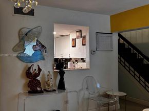 8404 N Missionwood Cir, Miramar FL 33025