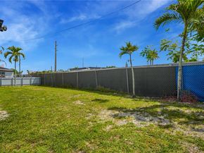 2211 NW 82nd St, Miami FL 33147