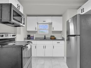 2211 NW 82nd St, Miami FL 33147