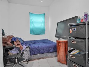 2211 NW 82nd St, Miami FL 33147