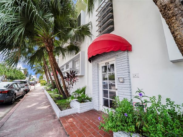 836 10th St 8, Miami Beach FL 33139