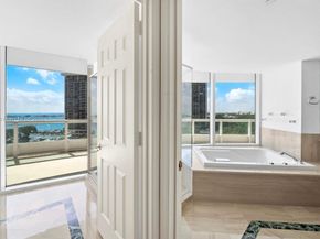 1643 Brickell Ave 1002, Miami FL 33129