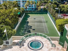 1643 Brickell Ave 1002, Miami FL 33129