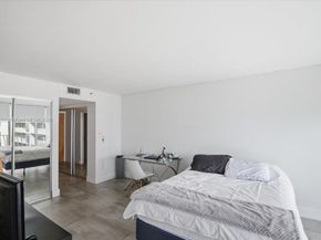 7601 E Treasure Dr  2109, North Bay Village FL 33141