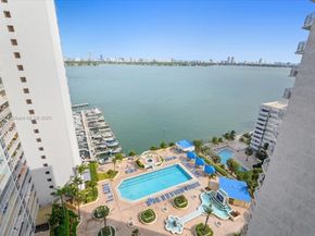 7601 E Treasure Dr  2109, North Bay Village FL 33141