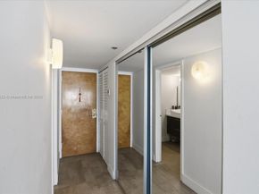 7601 E Treasure Dr  2109, North Bay Village FL 33141