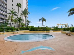 7601 E Treasure Dr  2109, North Bay Village FL 33141