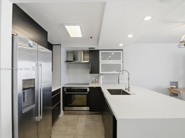 7601 E Treasure Dr  2109, North Bay Village FL 33141