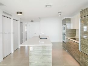 460 NE 28th St 806, Miami FL 33137