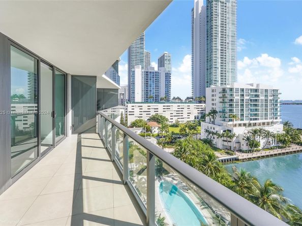 460 NE 28th St 806, Miami FL 33137