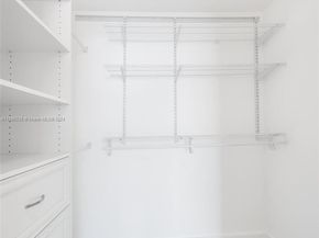 460 NE 28th St 806, Miami FL 33137