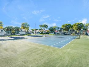 10077 NW 5th Ter 10077, Miami FL 33172