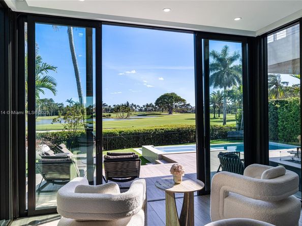 450 W 62nd St, Miami Beach FL 33140