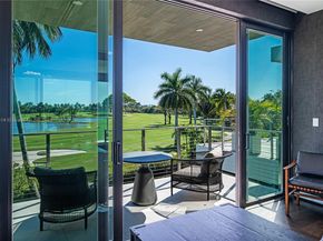 450 W 62nd St, Miami Beach FL 33140