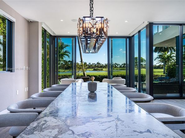 450 W 62nd St, Miami Beach FL 33140