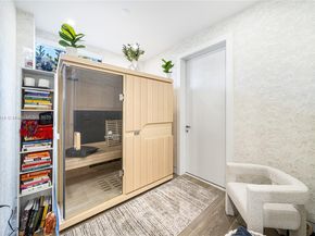 450 W 62nd St, Miami Beach FL 33140