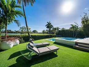 450 W 62nd St, Miami Beach FL 33140