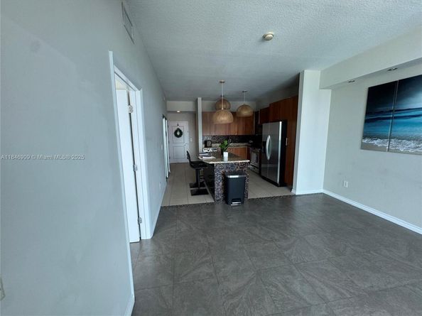 1945 S Ocean Dr 2311, Hallandale Beach FL 33009