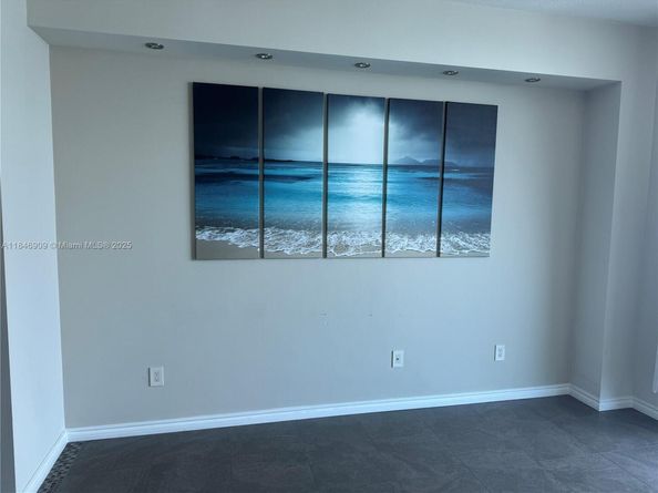 1945 S Ocean Dr 2311, Hallandale Beach FL 33009