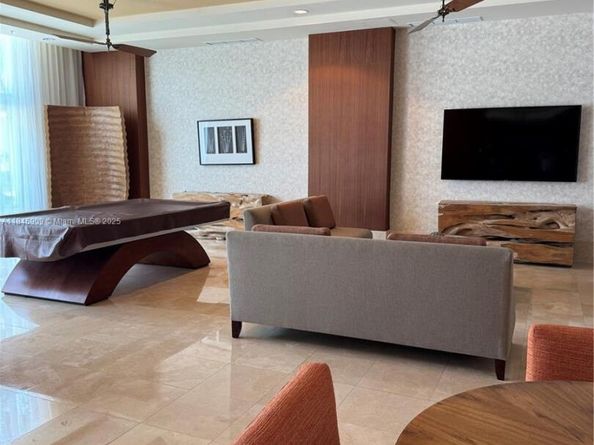 1945 S Ocean Dr 2311, Hallandale Beach FL 33009