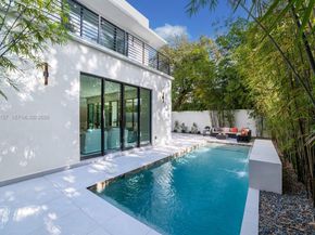 1780 Chucunantah Rd, Miami FL 33133